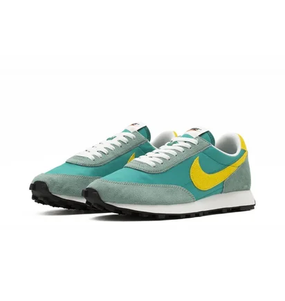 Кросівки чоловічі Nike Daybreak Sp Green DA0824-300