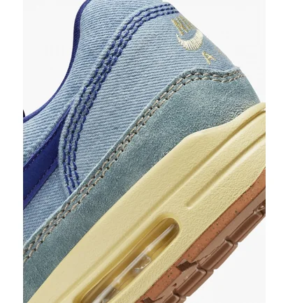 Кросівки чоловічі Nike Air Max 1 Light Blue Dv3050-300
