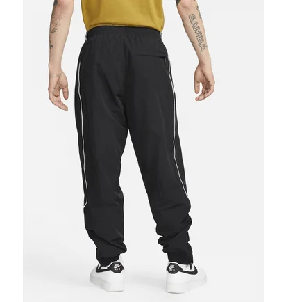 Штани чоловічі Nike Solo Swoosh MenS Track Pants Black FB8620-010
