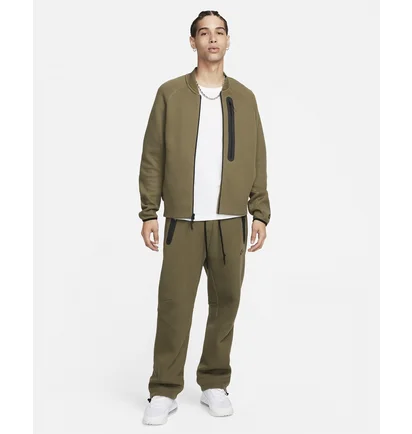Куртка чоловіча Nike Sportswear Tech Fleece Bomber Jacket Olive FB8008-222