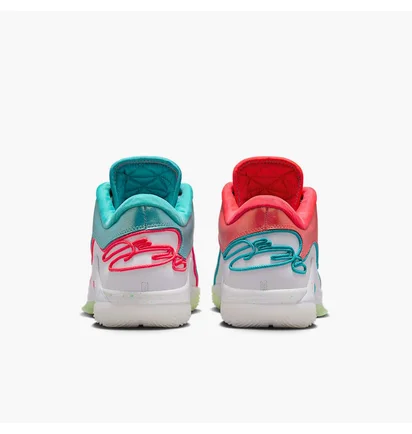 Кроссовки унисекс Nike Lebron 22 Christmas Pack Orange/Turquoise HV5148-600