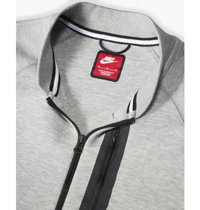 Бомбер чоловічий Nike Sportswear Tech Fleece Bomber Jacket Grey FB8008-063