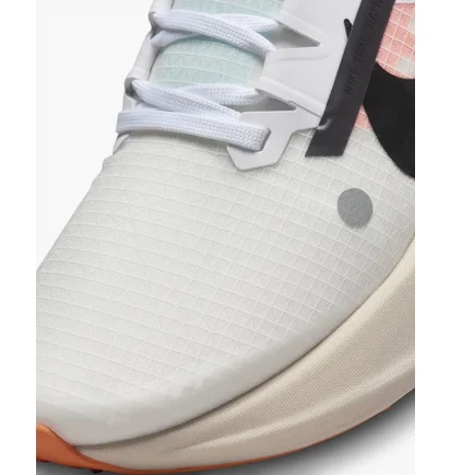 Кросівки чоловічі Nike Ultrafly Trail Running Shoes White DX1978-100