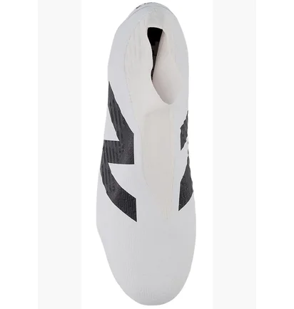 Бутсы унисекс New Balance Tekela V4+ Magia Mid Fg White ST2FW45