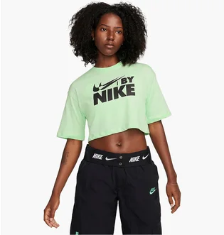 Футболка женская Nike Sportswear Green FZ4635-376