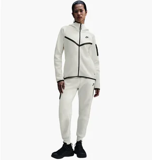 Спортивный костюм женский Nike Sportswear Tech Fleece Windrunner Beige HV6747-110__HV6779-110