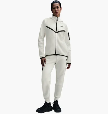 Спортивний костюм жіночий Nike Sportswear Tech Fleece Windrunner Beige HV6747-110__HV6779-110