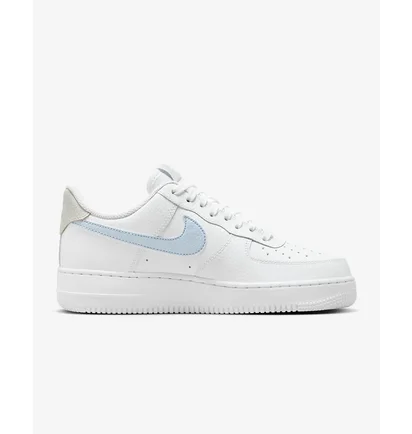Кроссовки женские Nike Air Force 1 07 White HF0022-100