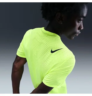 Футболка чоловіча Nike Dfadv Arosoft Green HJ3377-702