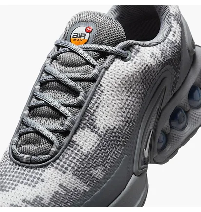 Кроссовки унисекс Nike Air Max Dn Grey IB3078-001