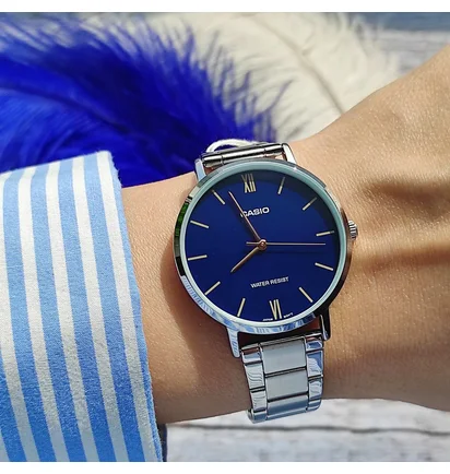 Часы женские Casio Timeless Collection LTP-VT01D-2B