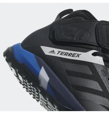 Кроссовки мужские Adidas Terrex Trail Cross Protect Black CQ1746