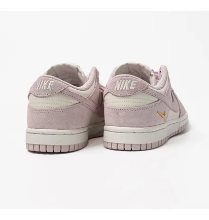 Кроссовки женские Nike Dunk Low White/Violet IO4244-100