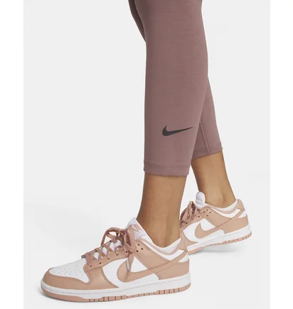 Леггинсы женские Nike Sportswear Classic High-Waisted 7/8 Leggings Brown DV7789-208