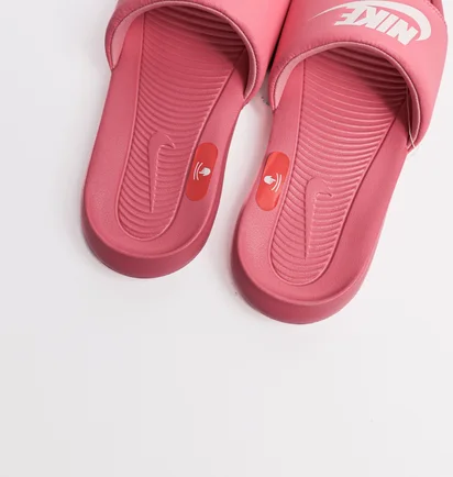 Тапочки жіночі Nike Victori One Slide Pink CN9677-802