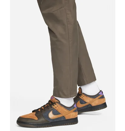 Штани чоловічі Nike Sportswear Brown DD5207-004