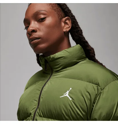 Пуховик чоловічий Air Jordan Essentials Green FB7331-340