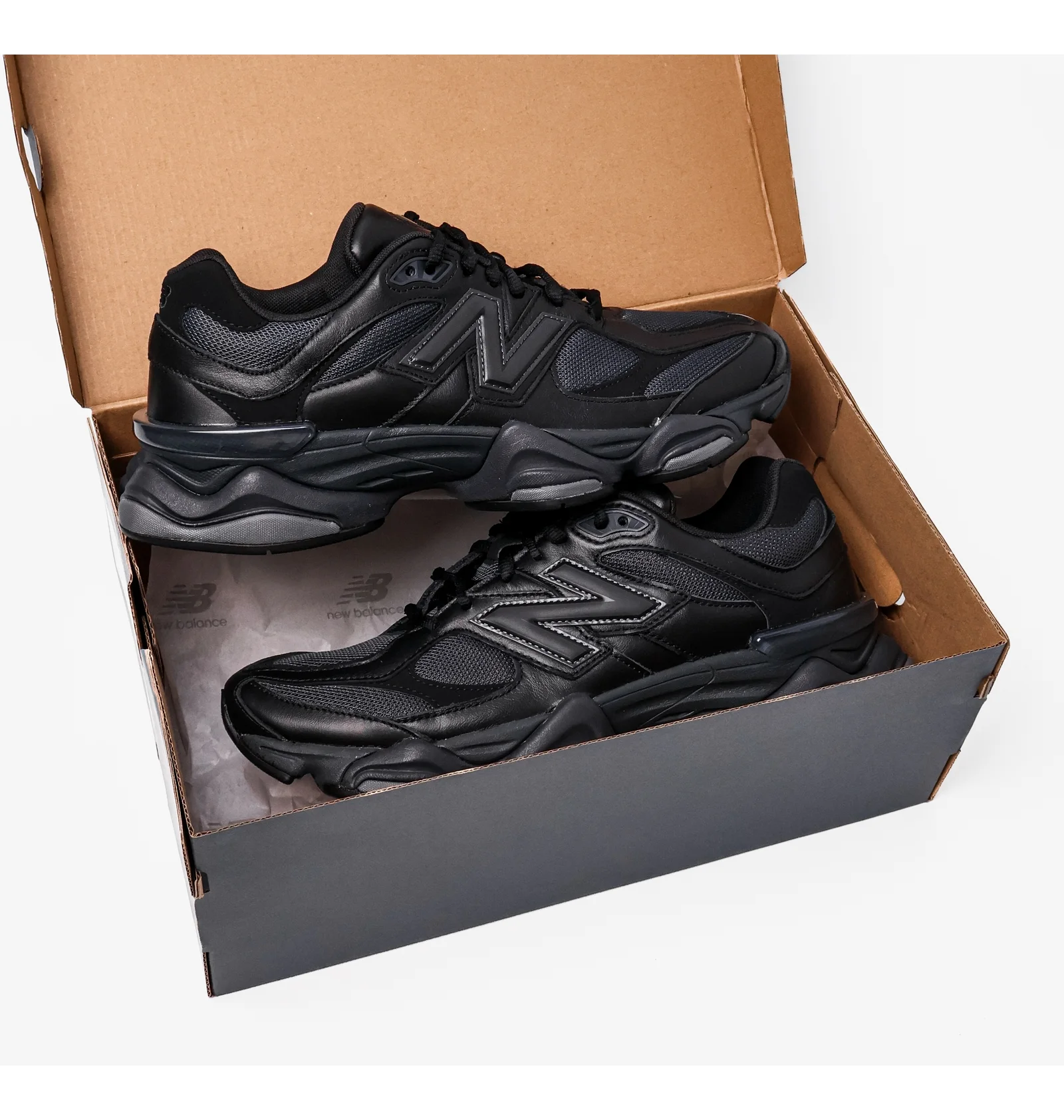ᐉ Кроссовки унисекс New Balance 9060 Shoes Black U9060NRI
