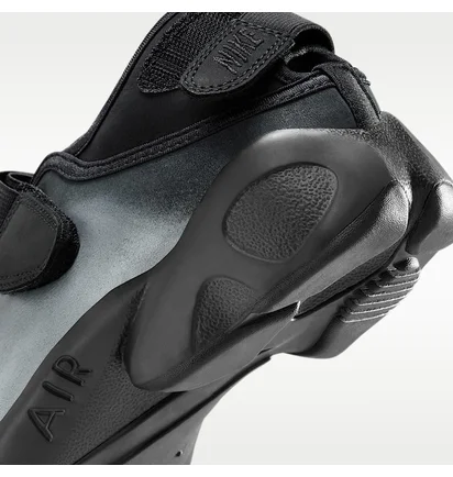 Кроссовки женские Nike Air Rift Leather WomenS Shoes Black/Metallic IH3656-095