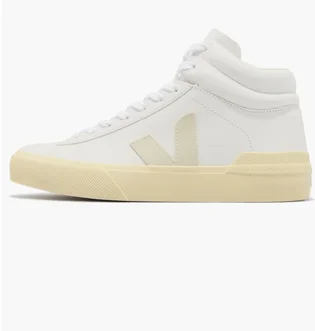 Кроссовки женские Veja Minotaur Chromefree Leather White TR0502918A