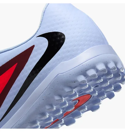 Сороконіжки чоловічі Nike Phantom 6 Low Academy Tf Violet/Red HQ2325-400