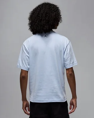 Футболка унисекс Air Jordan Sneaker Patch T-Shirt Light Blue HJ2326-407