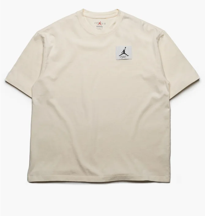 Футболка мужская Air Jordan Essentials Oversized Tee Beige DZ0604-110