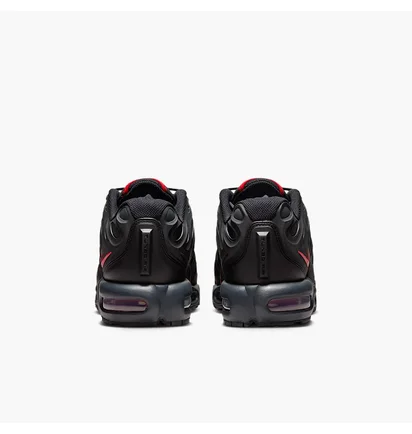 Кросівки чоловічі Nike Air Max Plus Drift Black FD4290-013