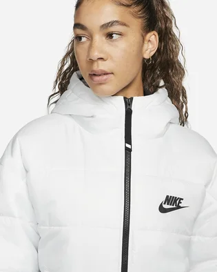 Куртка жіноча Nike W Nsw Syn Tf Rpl Hd Jkt White Dx1797-121