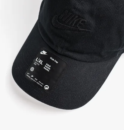 Кепка унисекс Nike Club Unstructured Futura Wash Cap Black FB5368-010