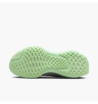 Кросівки жіночі Nike Zoomx Invincible Run Grey DR2660-009