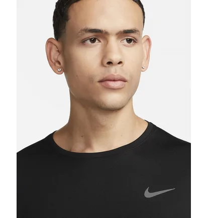 Футболка чоловіча Nike Dri-Fit Uv Miler Black Dv9315-010