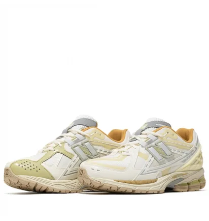 Кроссовки мужские New Balance 1906N Yellow M1906NLY