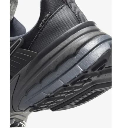 Кросівки жіночі Nike V2K Run Gore-Tex Black FZ2622-001