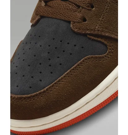 Кросівки жіночі Air Jordan 1 Zoom Cmft 2 Shoes Black/Brown DV1305-206