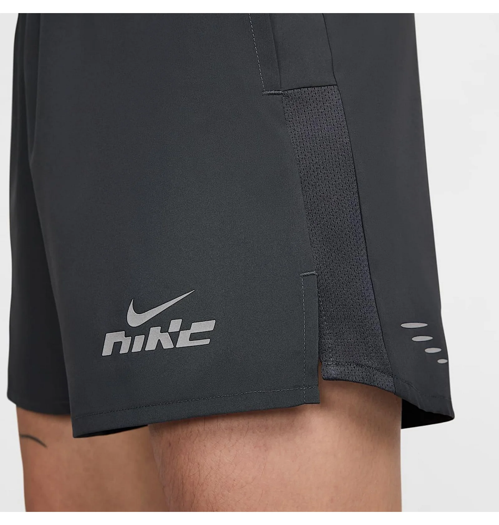 ᐉ Шорти чоловічі Nike Challenger Flash Dri-Fit 5 Brief-Lined