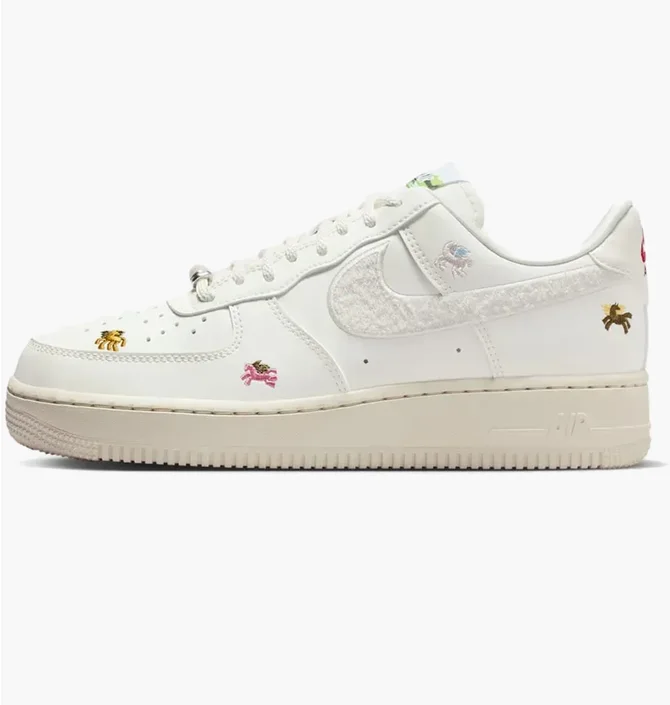 Кроссовки женские Nike Air Force 1 Low Pegasus Pack White IQ1143-100