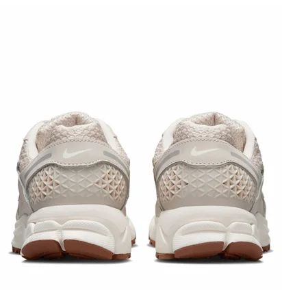 Кросівки жіночі Nike Zoom Vomero 5 Beige FZ3780-101