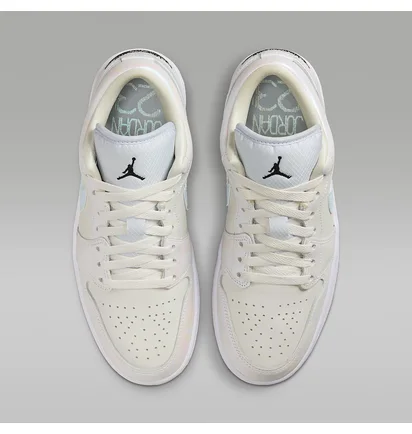Кроссовки женские Air Jordan 1 Low Year Of The Snake Beige/White HF4080-001