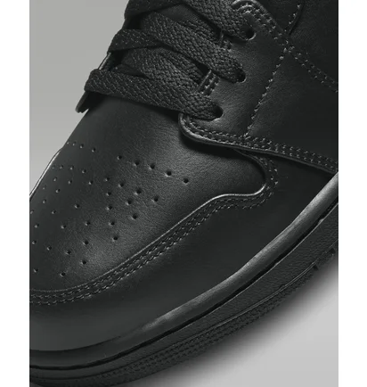 Кросівки чоловічі Air Jordan 1 Mid Black 5554724-093