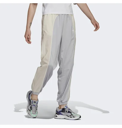 Штани жіночі Adidas Adicolor Split Trefoil Track Pants Grey Hc7046