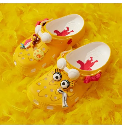 Тапочки женские CROCS Mcdonalds Classic Clog Yellow 208696-730