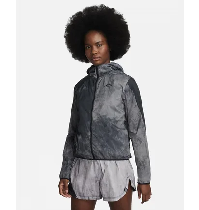 Куртка жіноча Nike Trail Grey FN6853-010