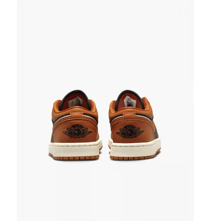 Кроссовки женские Air Jordan 1 Low Se Orange/Black Dv1299-800