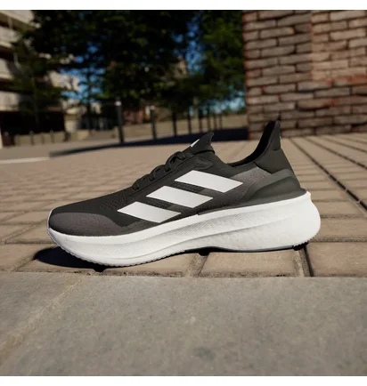 Кроссовки мужские Adidas Ultraboost 5X Shoes Black IH3110