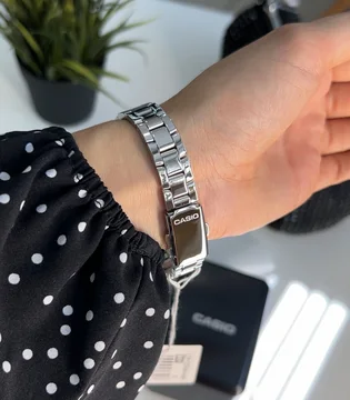 Годинник жіночий Casio Standard LTP-1234DD-4A