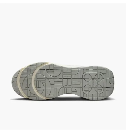 Кросівки жіночі Nike Air Max Intrlk Lite Beige DX3705-002