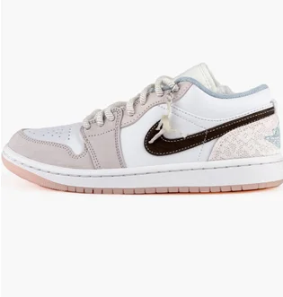 Кроссовки женские Air Jordan 1 Low White/Grey IB8859-101