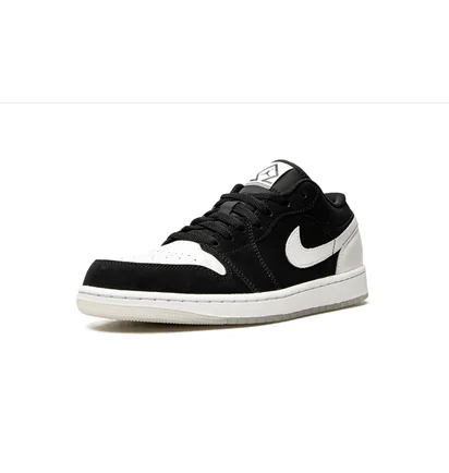 Кросівки чоловічі Air Jordan 1 Low Black/White DH6931-001