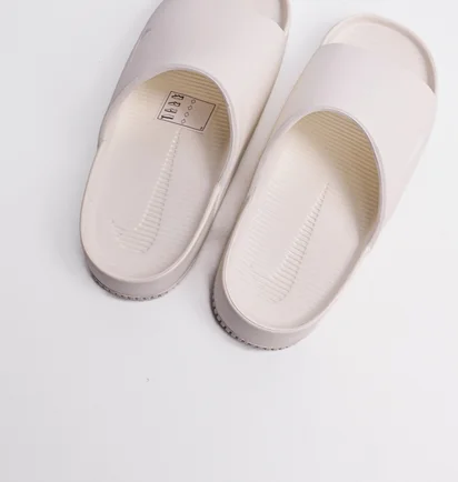 Тапочки женские Nike Calm Slide Beige DX4816-100